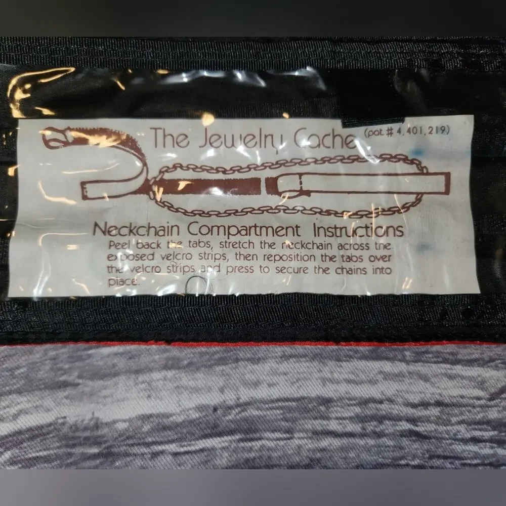 Vintage Mink Co. Red Floral Roll Up Jewelry‎ Organizer Travel